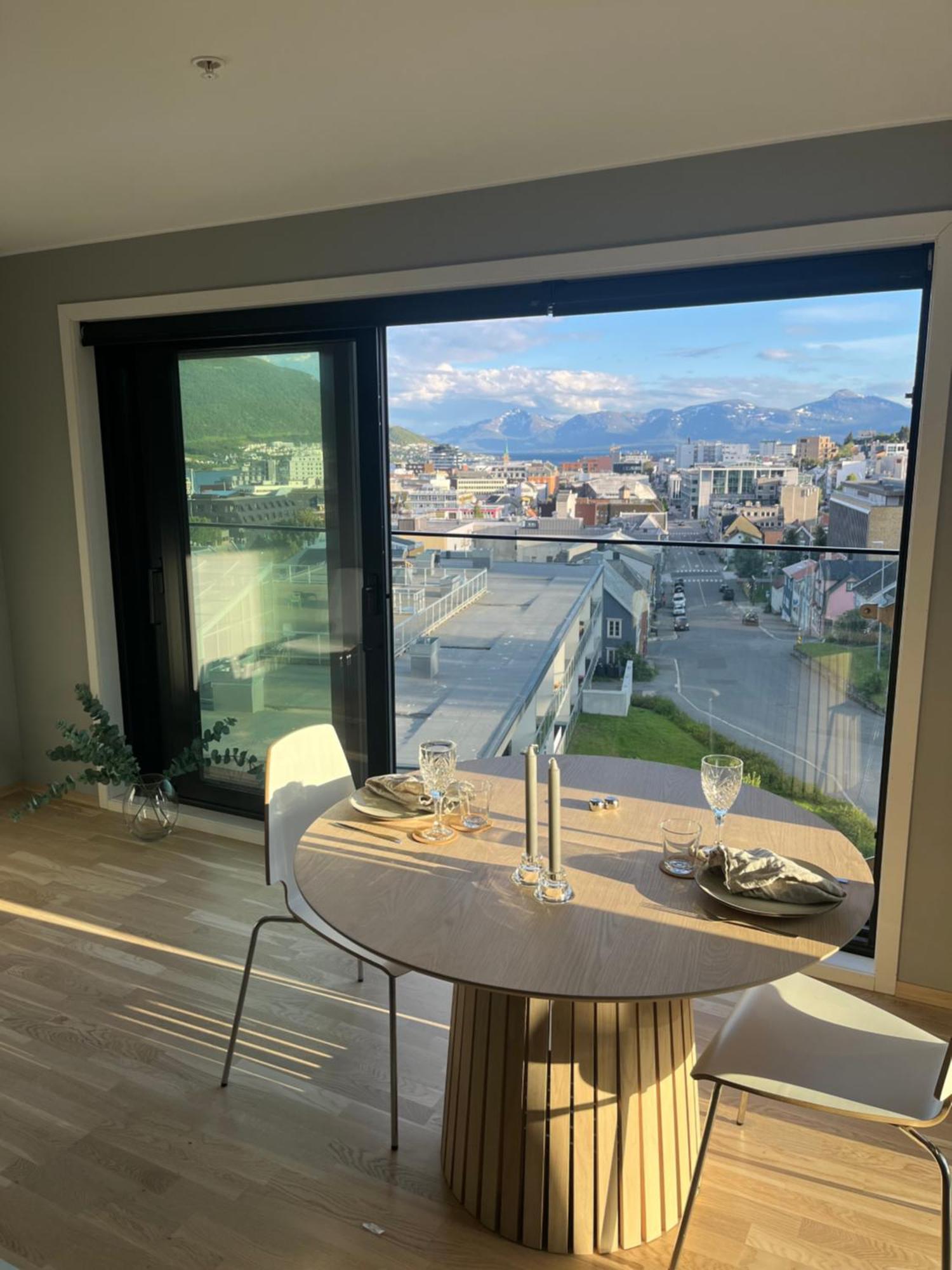 City Center 7Th Floor Apartement With Beautiful View Tromsø Exterior foto